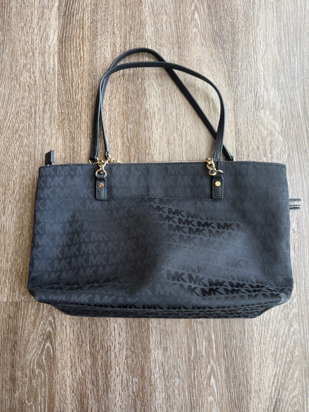 Michael Kors Black Jet Set Tote - Picture 2 of 7